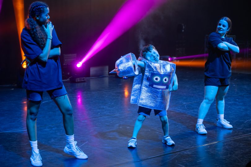 Kids performing with Kulture Break