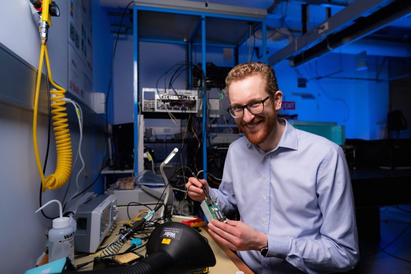 Dr Andrew Horsley at Quantum Brilliance laboratory at ANU