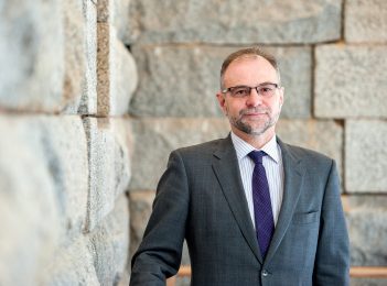 The capital market with David Robertson
